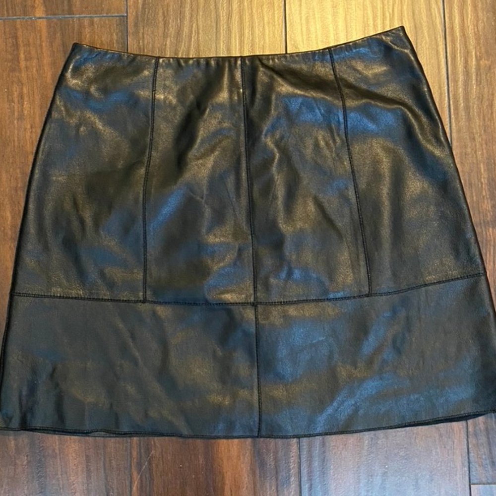 BEBE soft lambskin leather mini skirt Sz.2